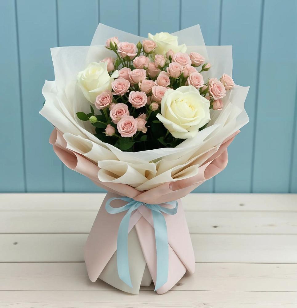 Букет цветов из: Розы в Молоково